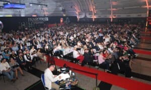 Começa hoje o Fórum PANROTAS 2026 com foco em tecnologia, inovação e o “Destino Prompt”